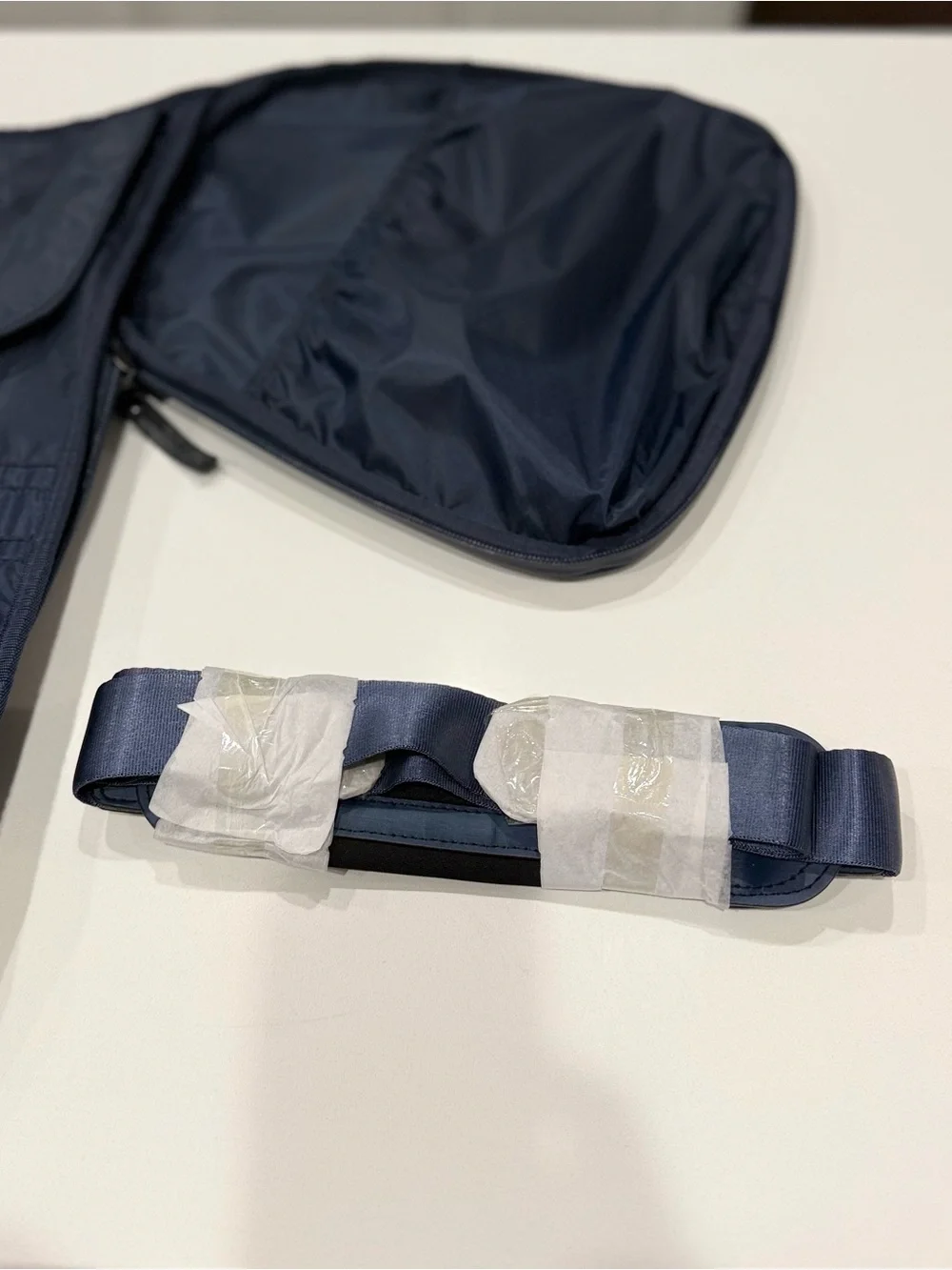 Stitch Golf Garment Bag w/Handles Duffel Case, Navy Blue strap incl